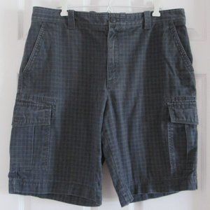 IZOD Cargo Shorts EUC